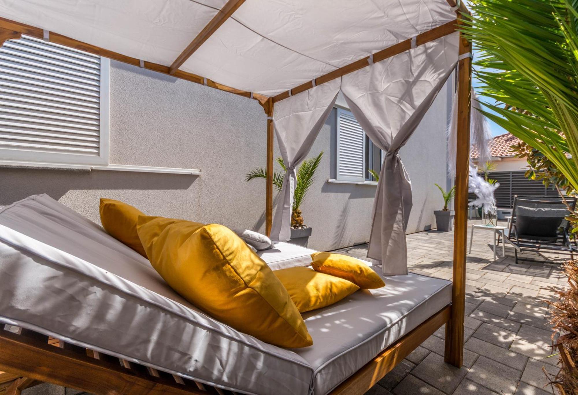 House With Pool Ledenko Apartment Biograd Na Moru Exterior foto